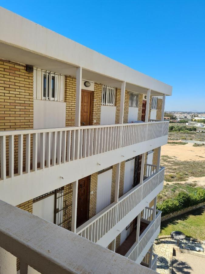 Room In Apartment - 1St Line Top Floor Apartment Carrer del Mar Екстериор снимка