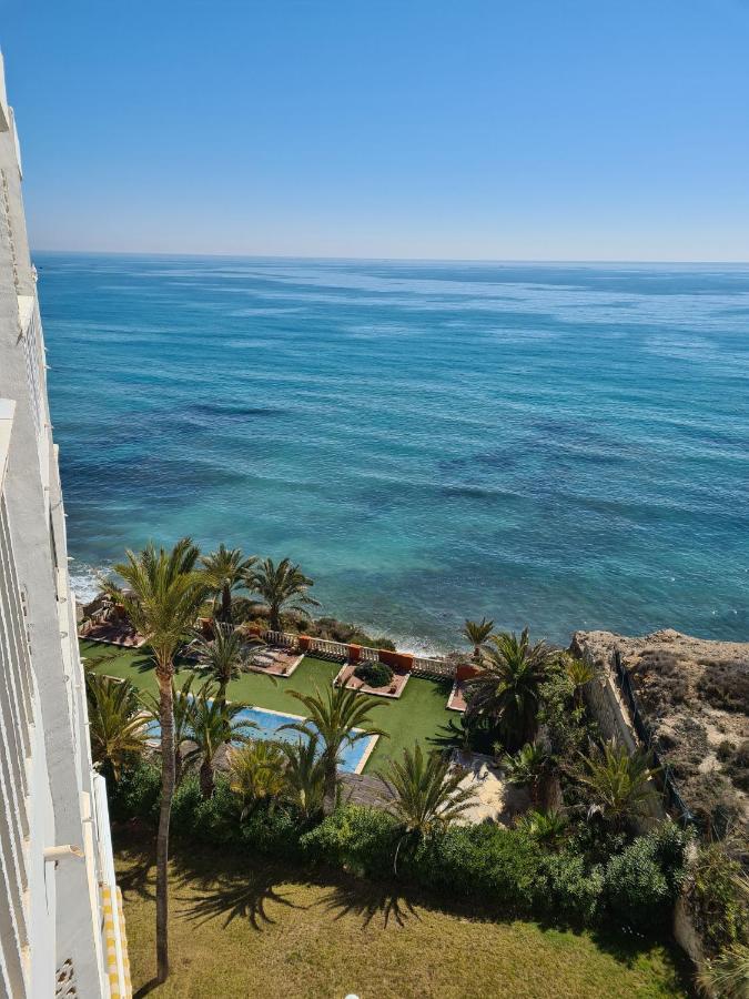 Room In Apartment - 1St Line Top Floor Apartment Carrer del Mar Екстериор снимка